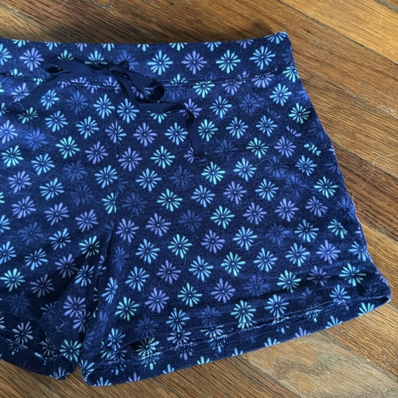 Cozy Flower Power Shorts - Picture 2 of 4